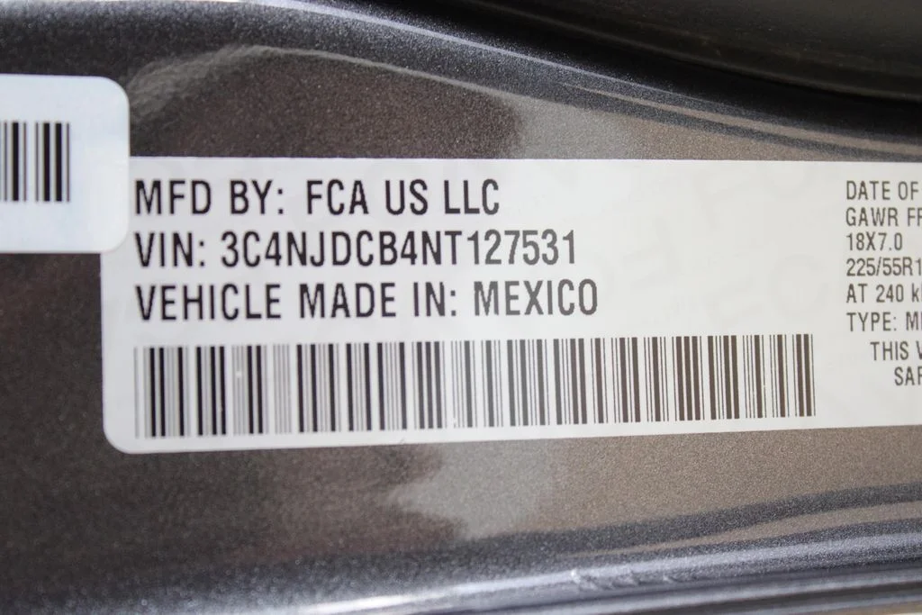 Used 2022 Gray Jeep Limited image 32
