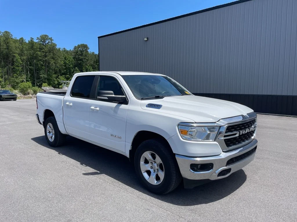 2022 RAM 1500 Big Horn/Lone Star 4x4 Crew Cab 5'7's photo