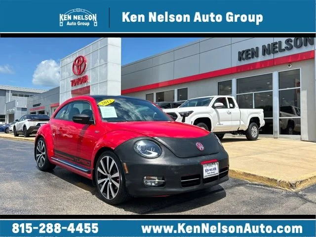 2012 Volkswagen Beetle 2.0T w/Sunroof & Sound PZEV's photo