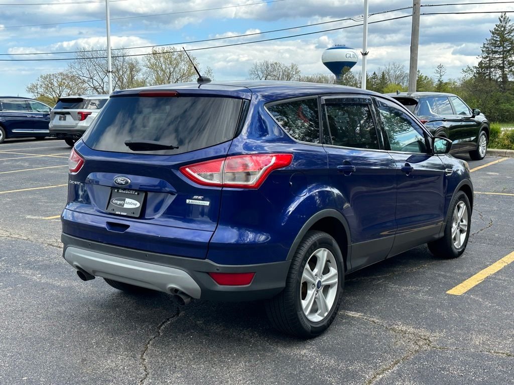 Used 2014 Blue Ford SE image 6