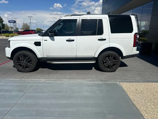 Used 2016 White Land Rover HSE image 8