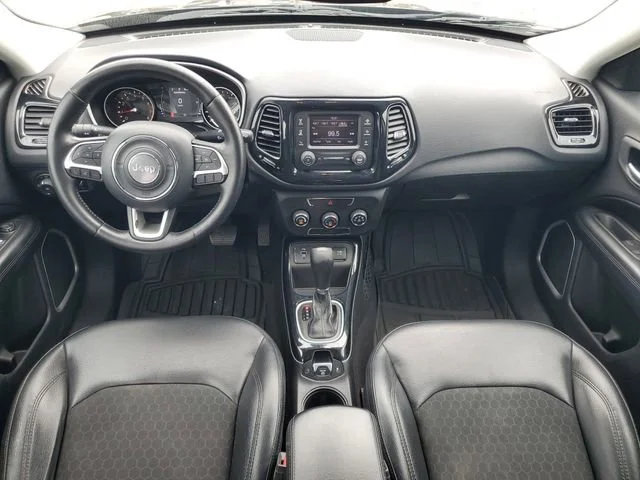 Used 2018 Diamond Black C Jeep Altitude image 24