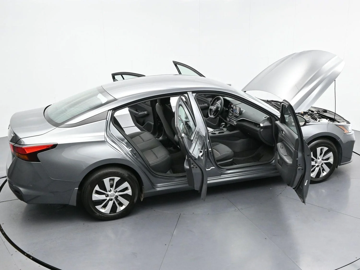 Used 2024 Gun Metallic Nissan 2.5 S image 35