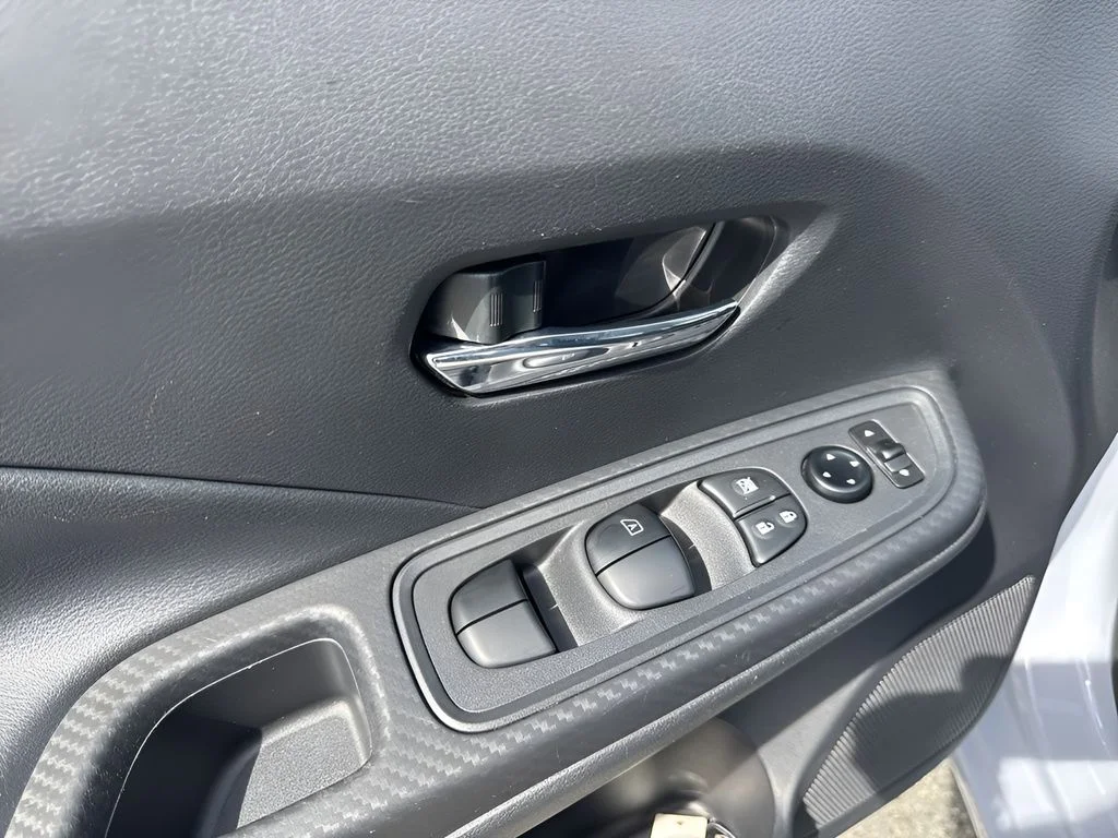 Used 2025 Gray Nissan 1.6 SV image 23