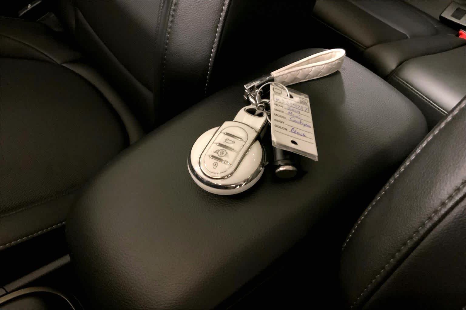 Used 2019 Midnight Black Metallic MINI Cooper image 14