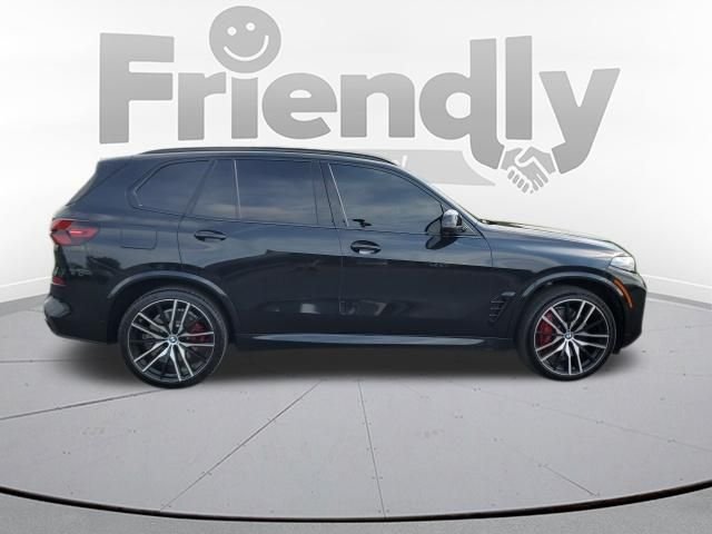 Used 2025 Black BMW M60i image 6