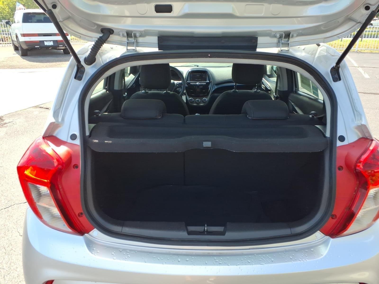 Used 2022 Silver Ice Chevrolet 1LT image 27