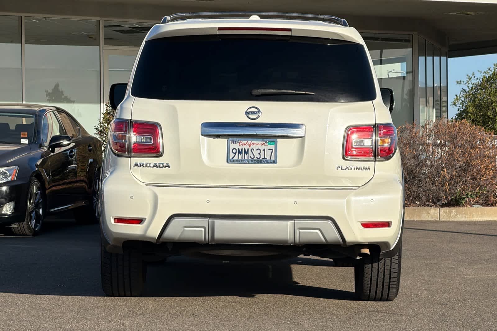 Used 2017 Pearl White Nissan Platinum image 8