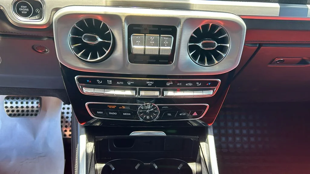 Used 2022 White Mercedes-Benz G 63 AMG® image 22