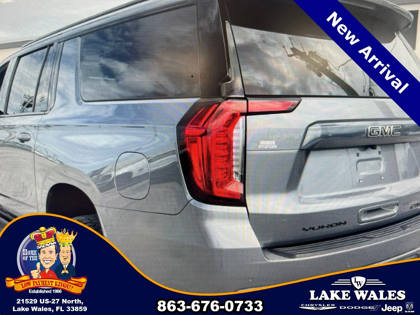 Used 2022 Gray GMC AT4 image 5