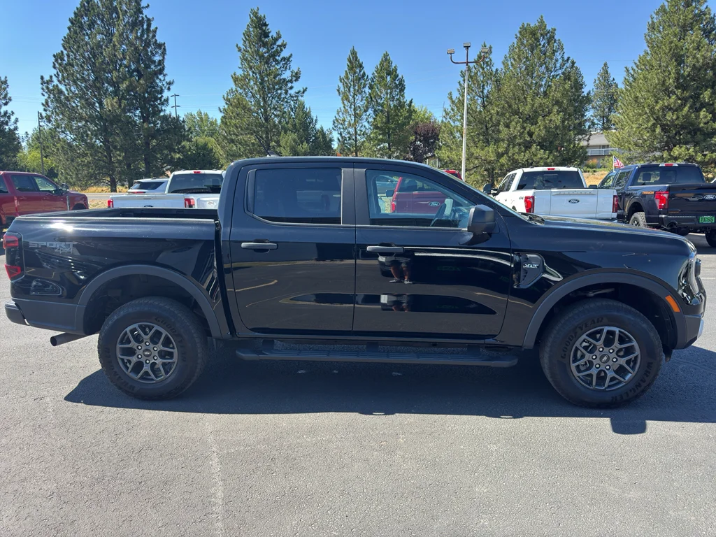 Used 2025 Shadow Black Ford XLT image 7