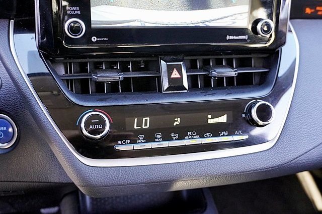 Used 2022 Silver Toyota LE image 26