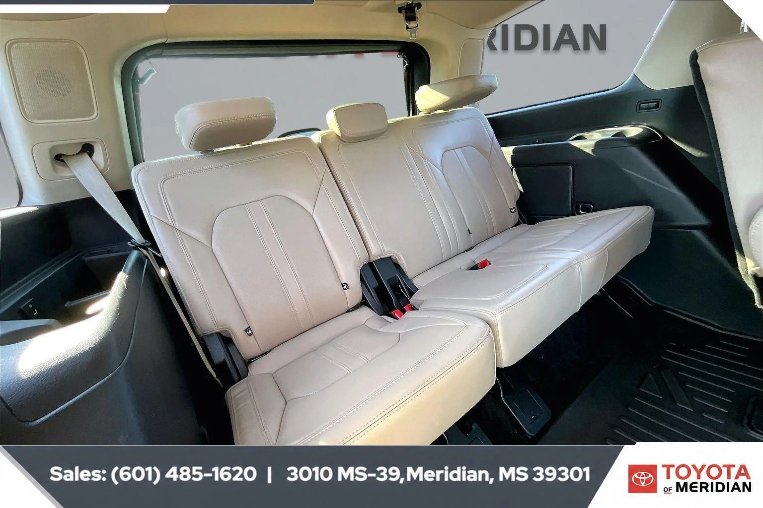 Used 2022 Star White Metallic Tri-Coat Ford Limited image 21