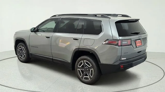 New 2026 Sting-Gray Clear-Coat Exterior Paint Jeep Laredo image 9