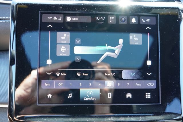 Used 2023 Silver Jeep Altitude X image 27