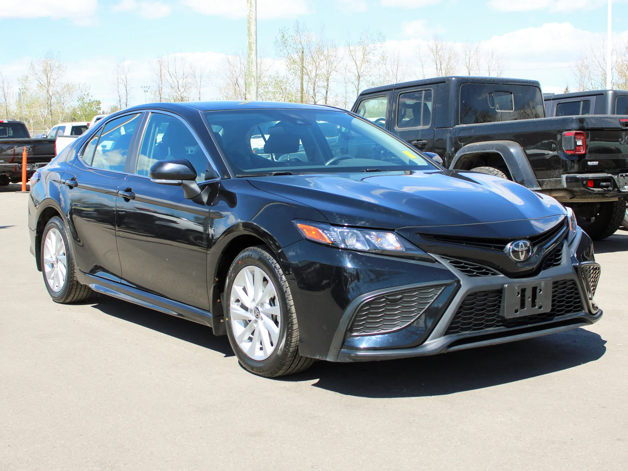 Certified Used 2023 Black Toyota SE * Heated Leather Seats | Apple CarPlay | Adaptive Cruise | Backup Camera image 9