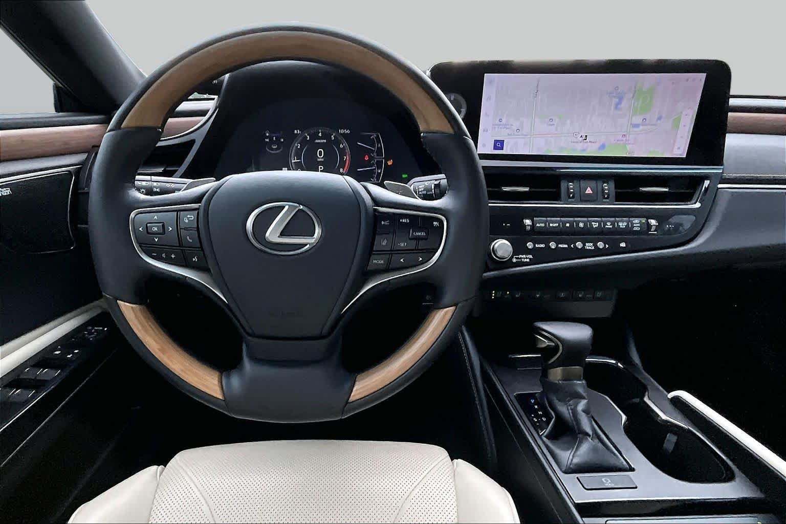 Used 2025 Caviar Lexus Ultra Luxury image 6