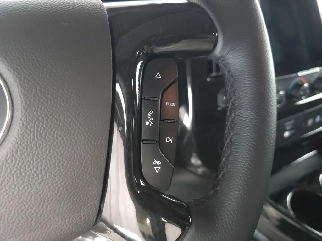 Used 2026 Black Chevrolet EXPLORER VAN image 12