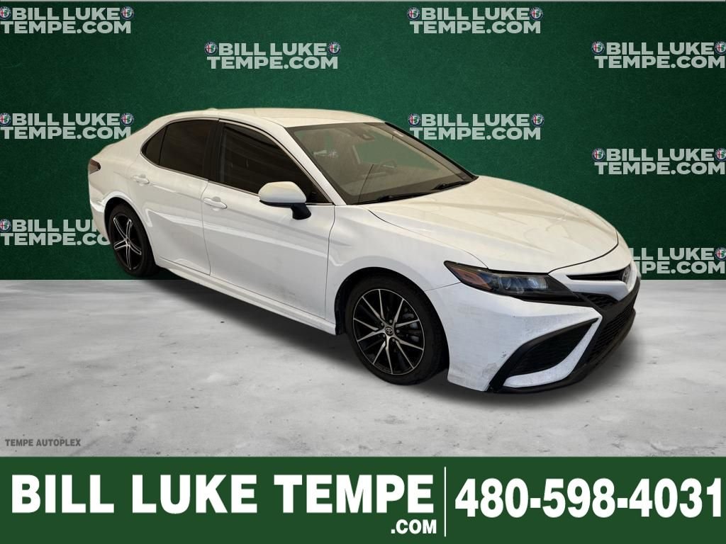 2021 Toyota Camry 2.5 Auto SE's photo