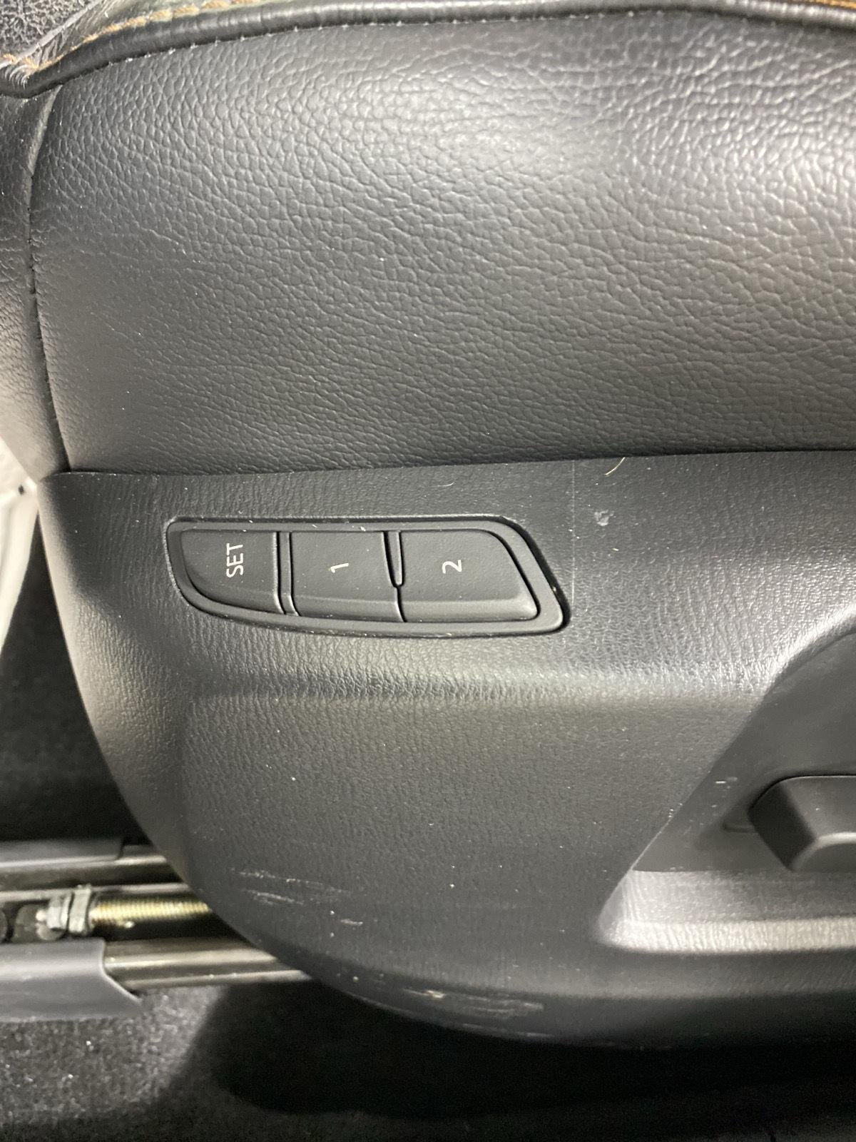 Used 2021 Jet Black Mica Mazda Grand Touring image 21