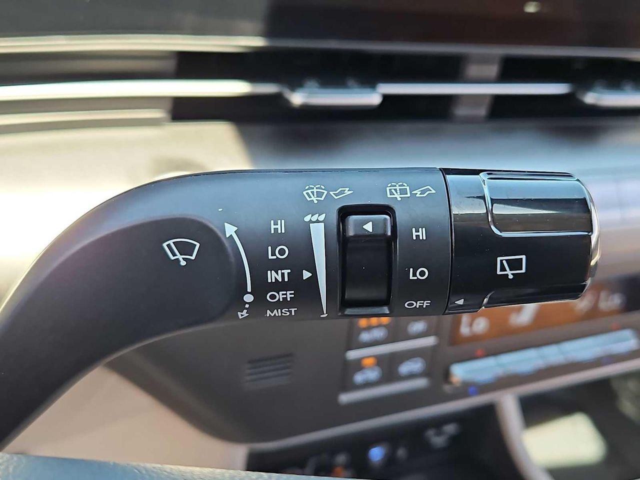 New 2026 Atlas White Hyundai SEL Sport AWD image 24