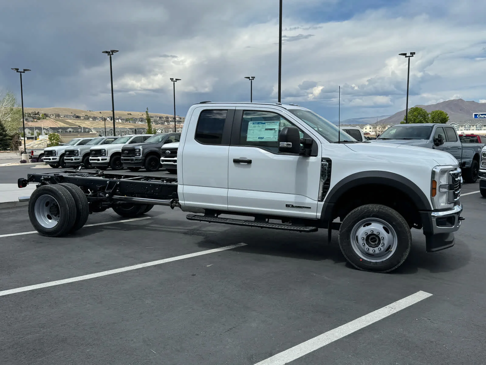 New 2026 Oxford White Ford F-550® XL image 5