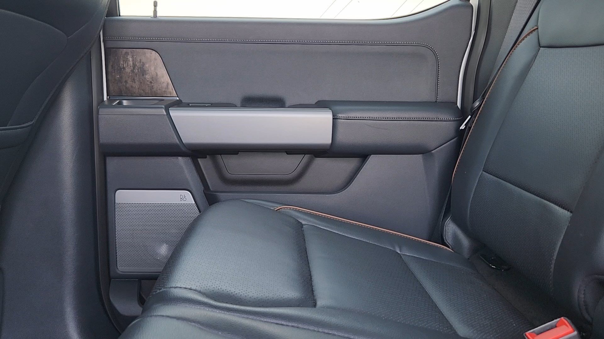 Certified Used 2025 Purple Ford LARIAT image 16