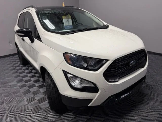 Used 2022 White Ford SES image 2