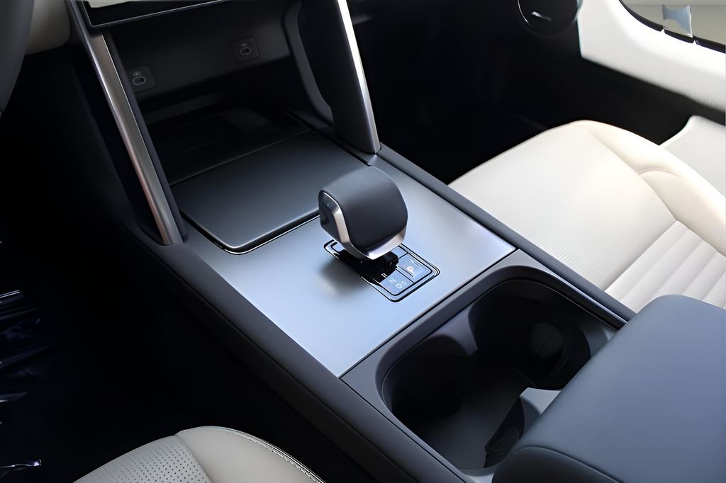 New 2025 Santorini Black Land Rover S image 26