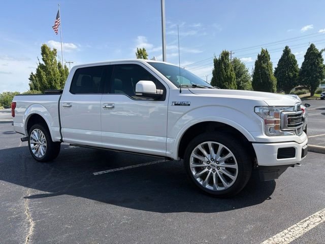 Used 2018 White Platinum Clearcoat Metallic Ford Limited image 5