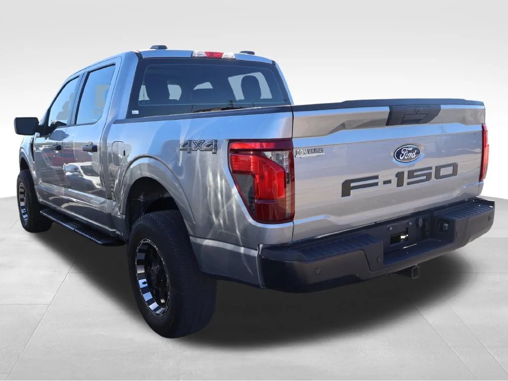 Used 2024 Silver Metallic Ford XL image 22