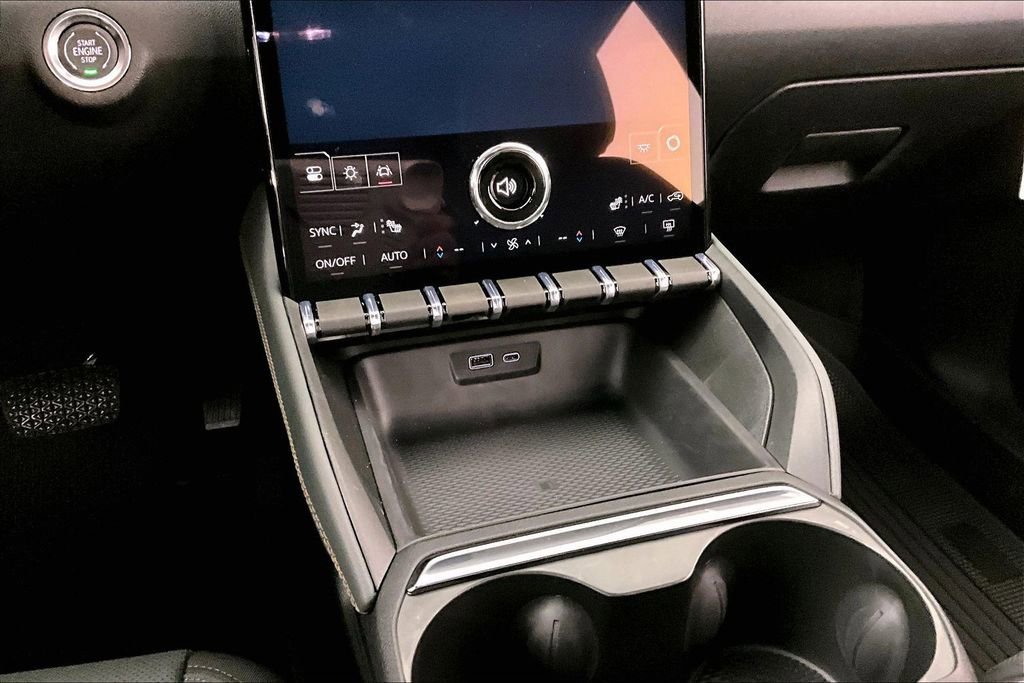 2026 GMC Terrain AT4 - Photo 7