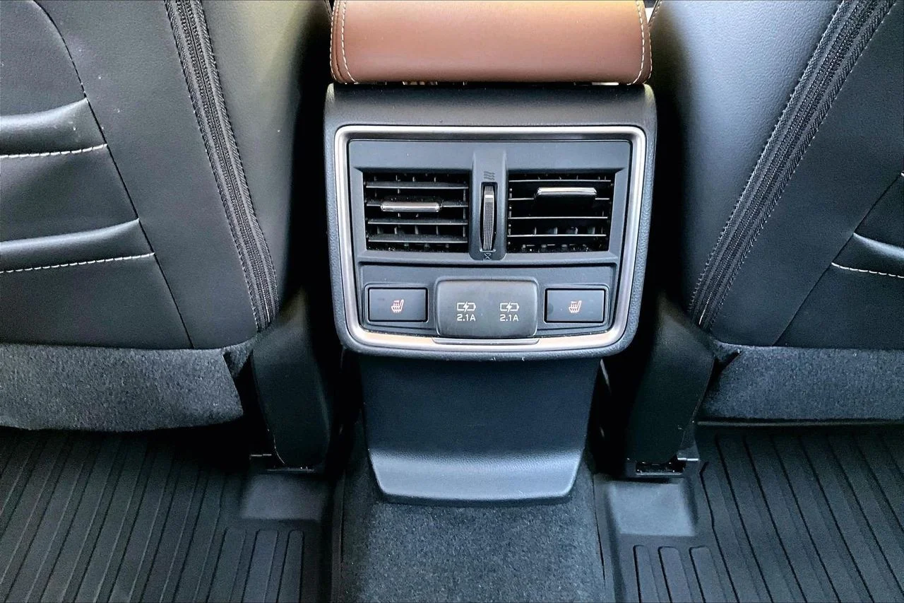 Used 2022 White Subaru Touring image 17