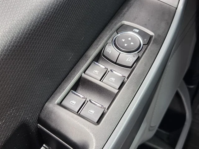 Used 2022 White Ford XLT image 25