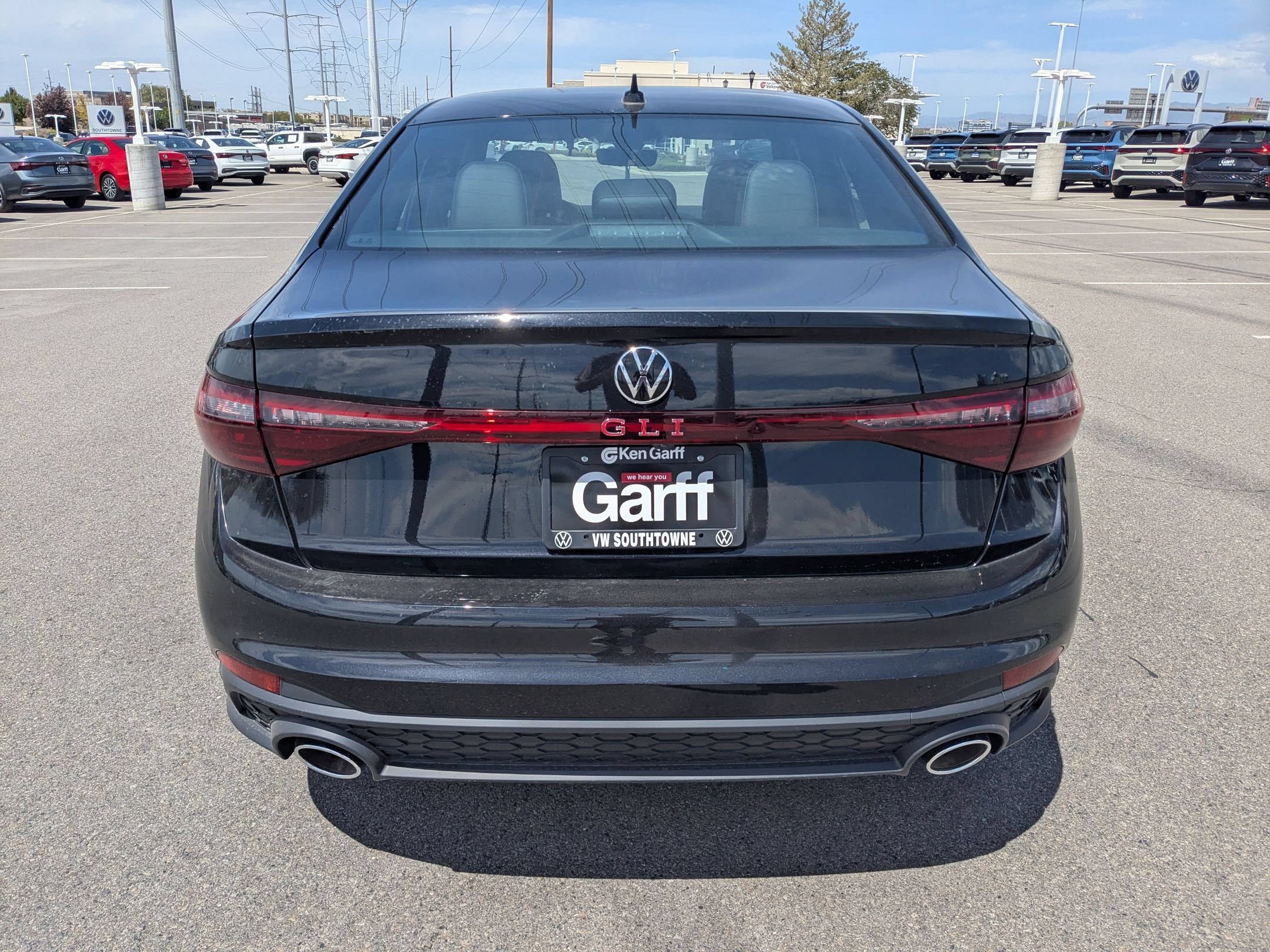 New 2026 Deep Black Pearl Volkswagen Autobahn image 4