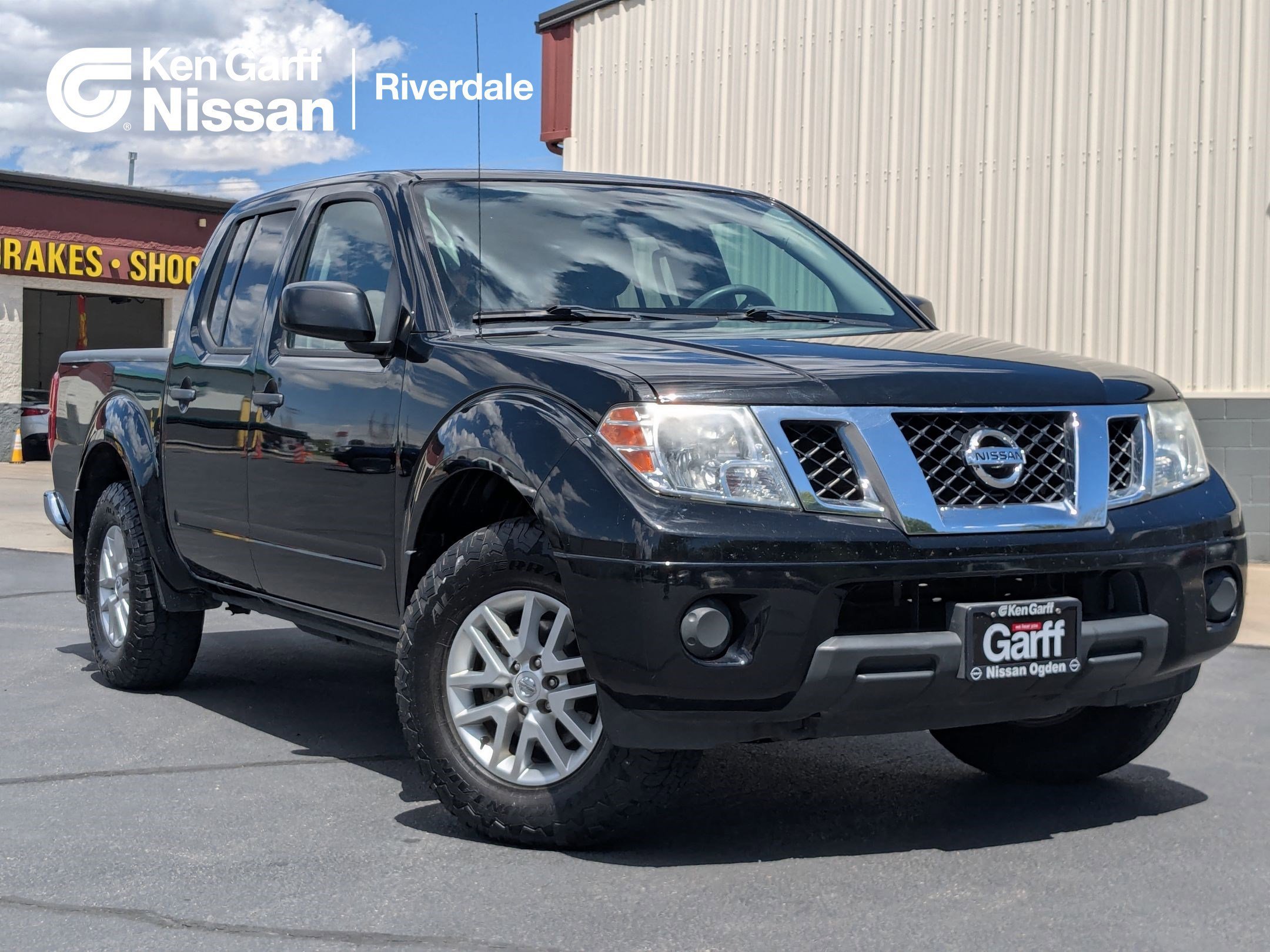 2020 Nissan Frontier SV Crew Cab 4X4 SWB's photo
