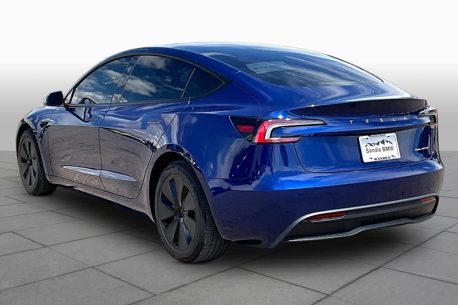 Used 2025 Diamond Black Tesla Long Range image 9