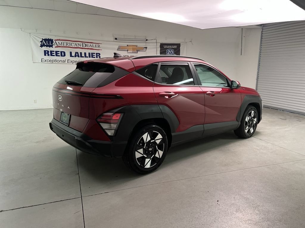 2025 Hyundai Kona SEL - Photo 8
