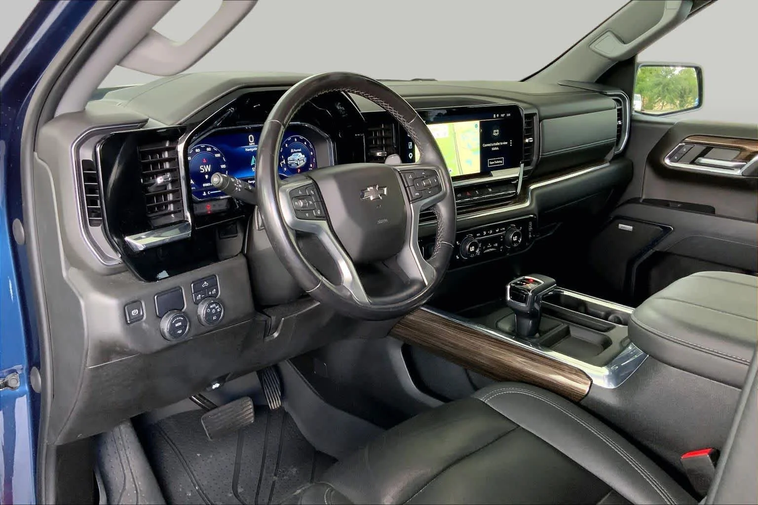 Used 2023 Northsky Blue Metallic Chevrolet RST image 18
