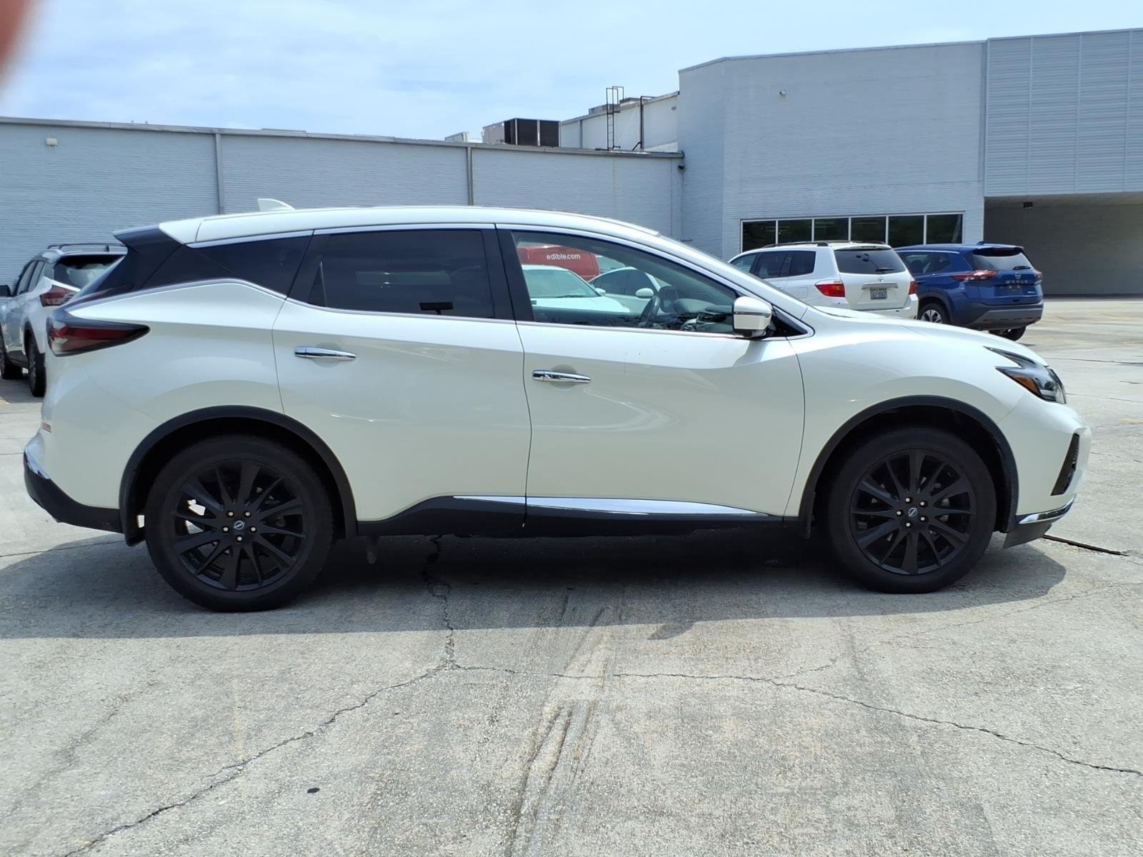 Used 2023 Pearl White Tricoat Nissan SL image 6