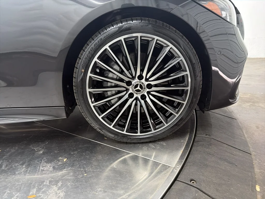 Used 2026 Gray Mercedes-Benz C 300 image 9