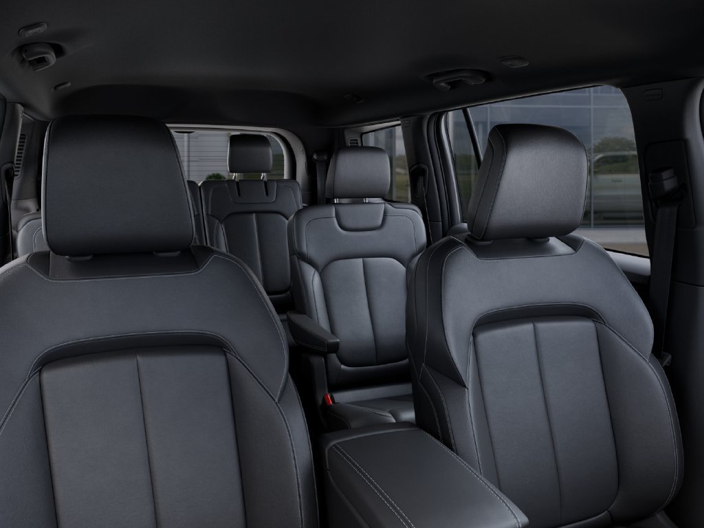 New 2026 Steel Blue Exterior Paint Jeep Limited image 26