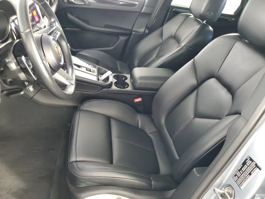 Used 2024 Silver Porsche  image 12
