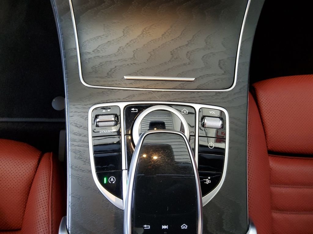 Used 2023  Mercedes-Benz C 300 image 28