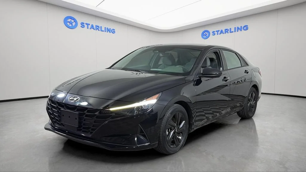 Used 2022 Black Hyundai SEL image 16