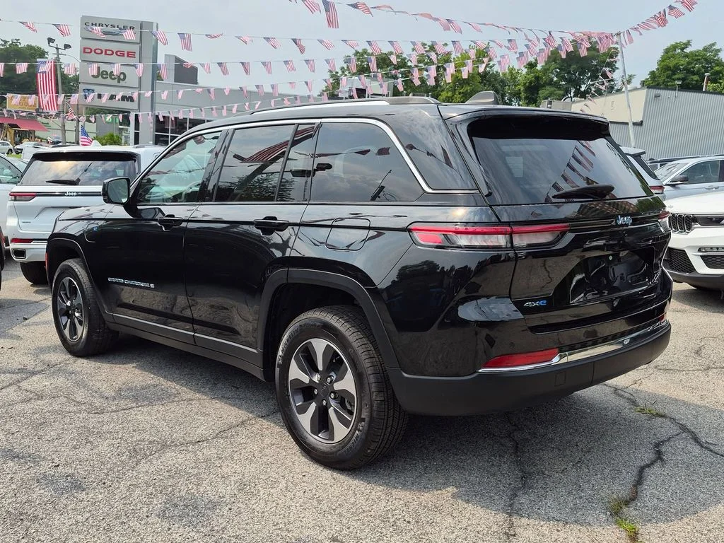 Used 2023 Black Jeep 4xe image 8