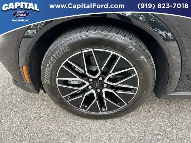 Used 2025 Black Ford Premium image 13