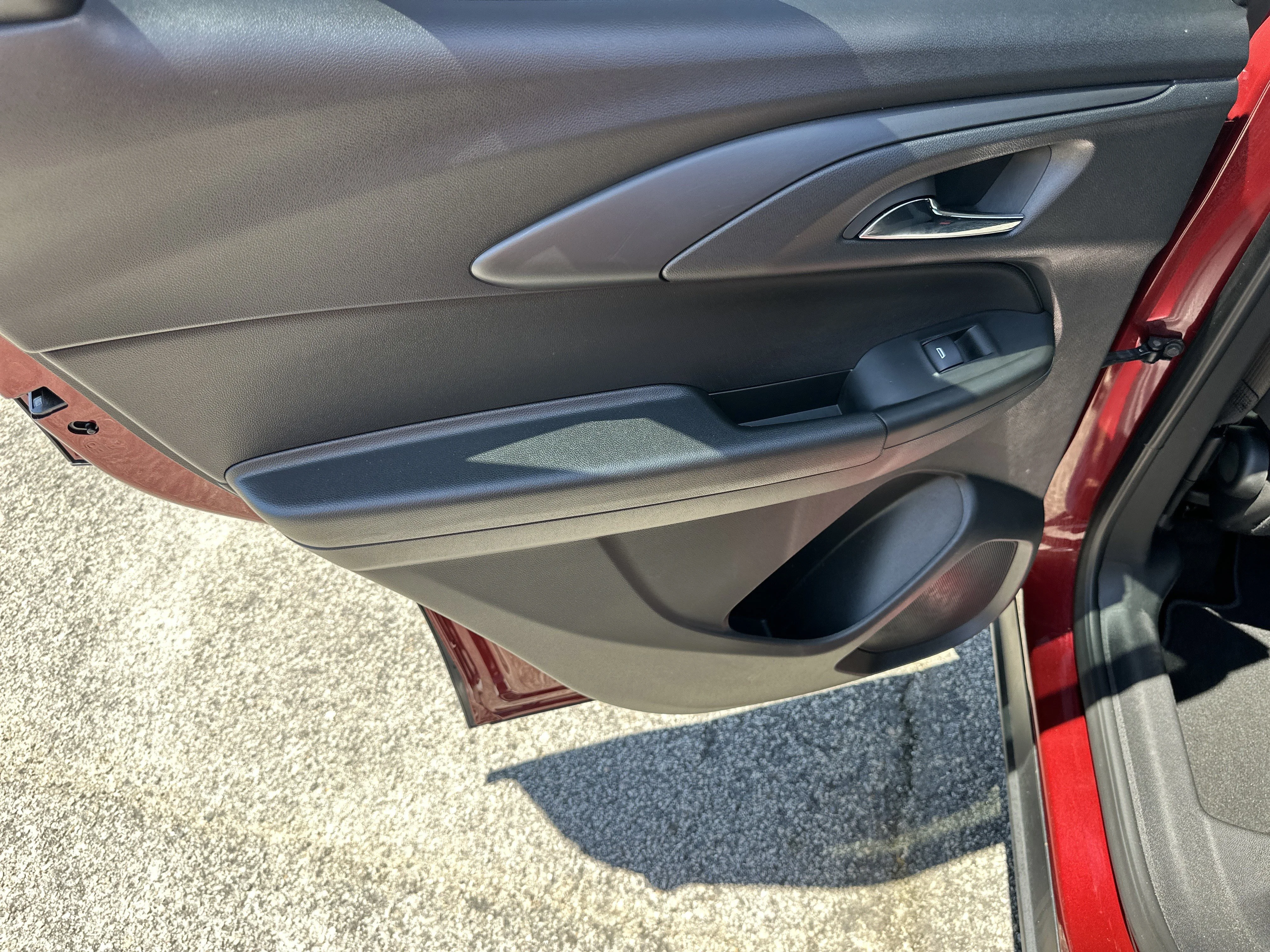 Used 2025 Crimson Metallic Chevrolet LT image 22