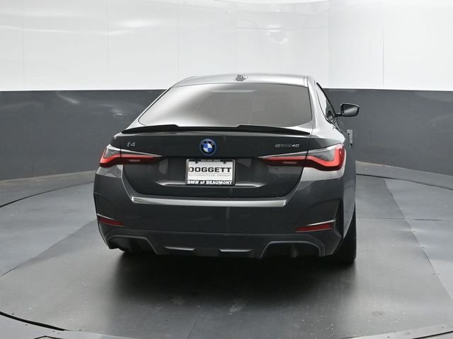 Used 2023 Gray BMW eDrive40 image 5