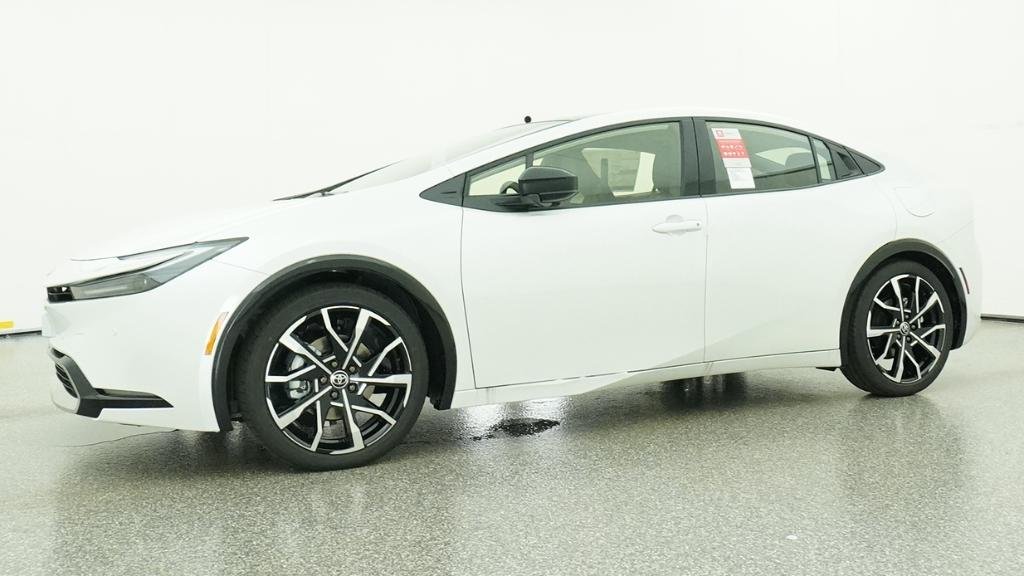 New 2026 Wind Chill Pearl Toyota XSE image 35